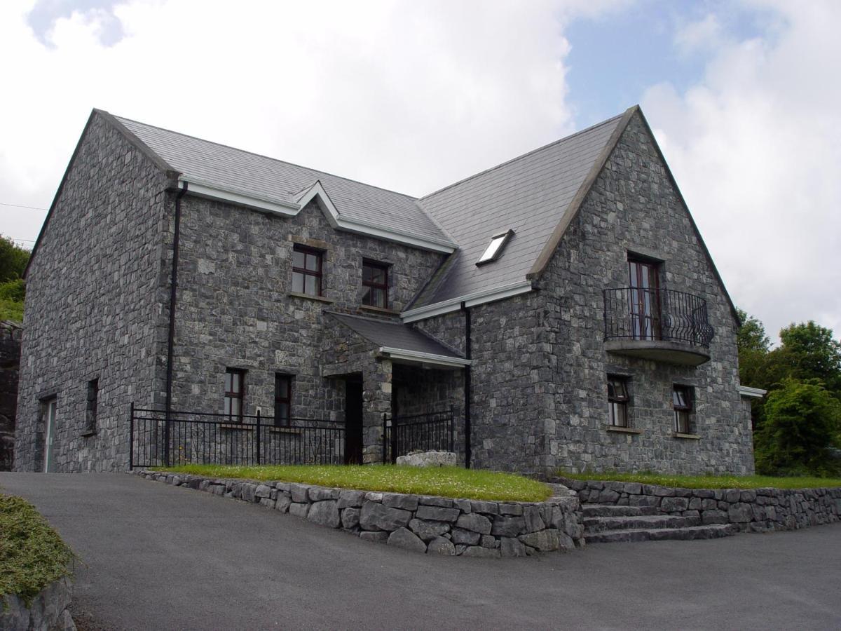Clare'S Rock Self-Catering Accommodation Carron Kültér fotó