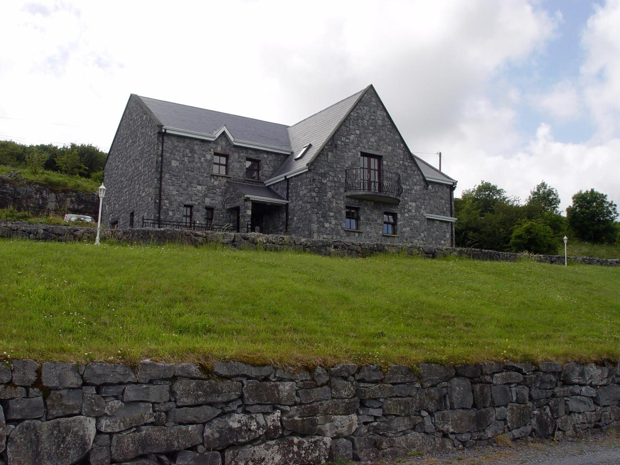 Clare'S Rock Self-Catering Accommodation Carron Kültér fotó